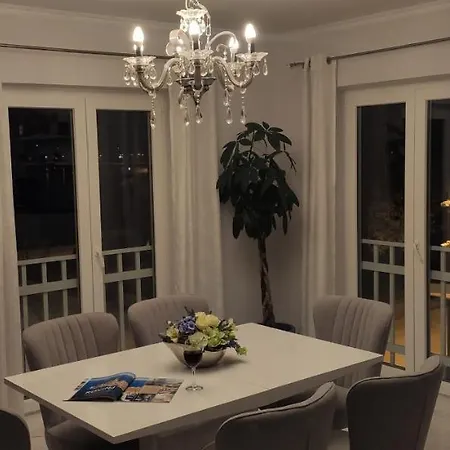 Apartment Dolce Center